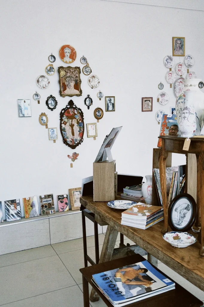 Bent Pop-up Gallery