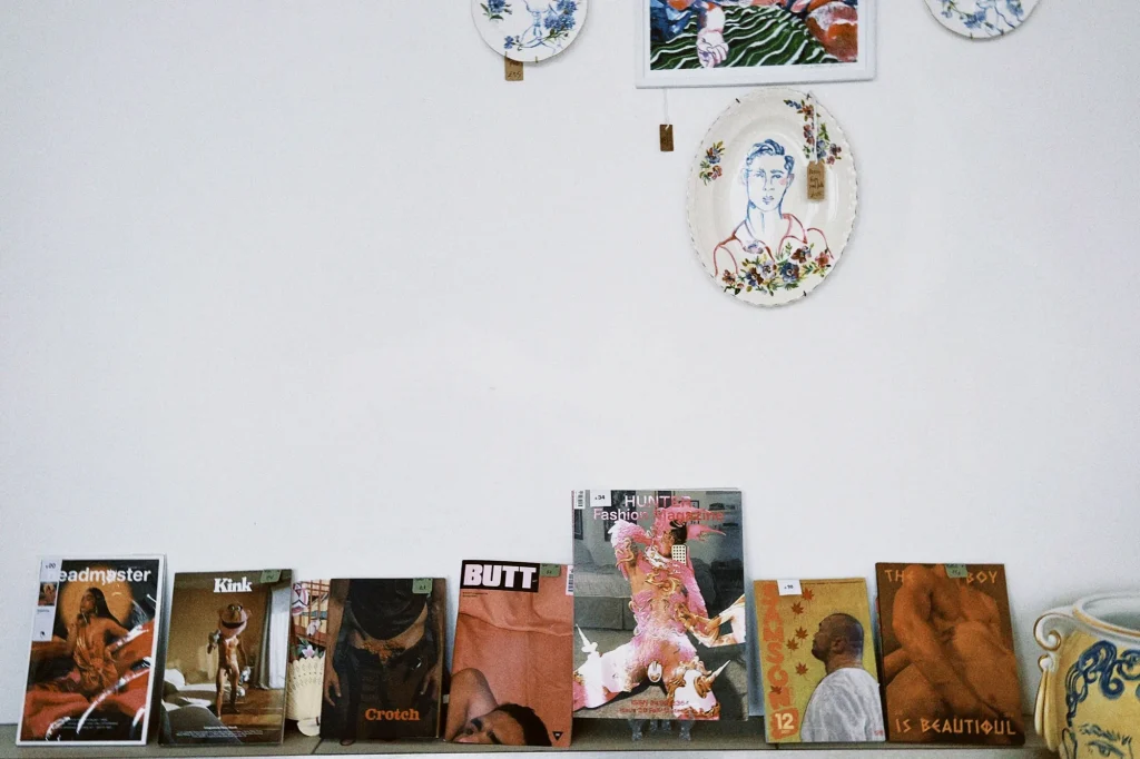 Bent Pop-up Gallery