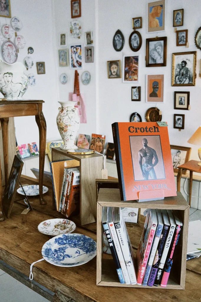 Bent Pop-up Gallery